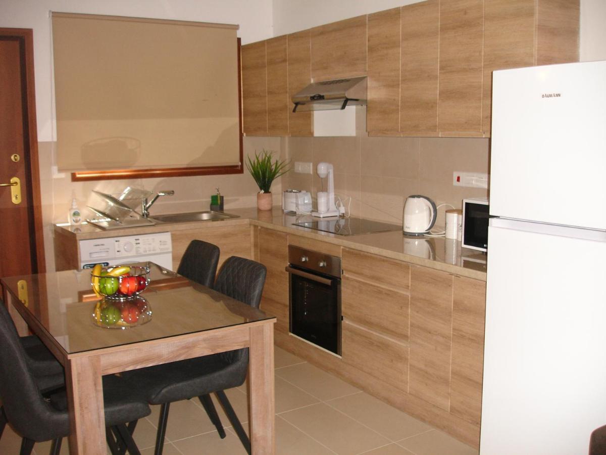 Love Holiday Suite 2 Tris Elies Extérieur photo